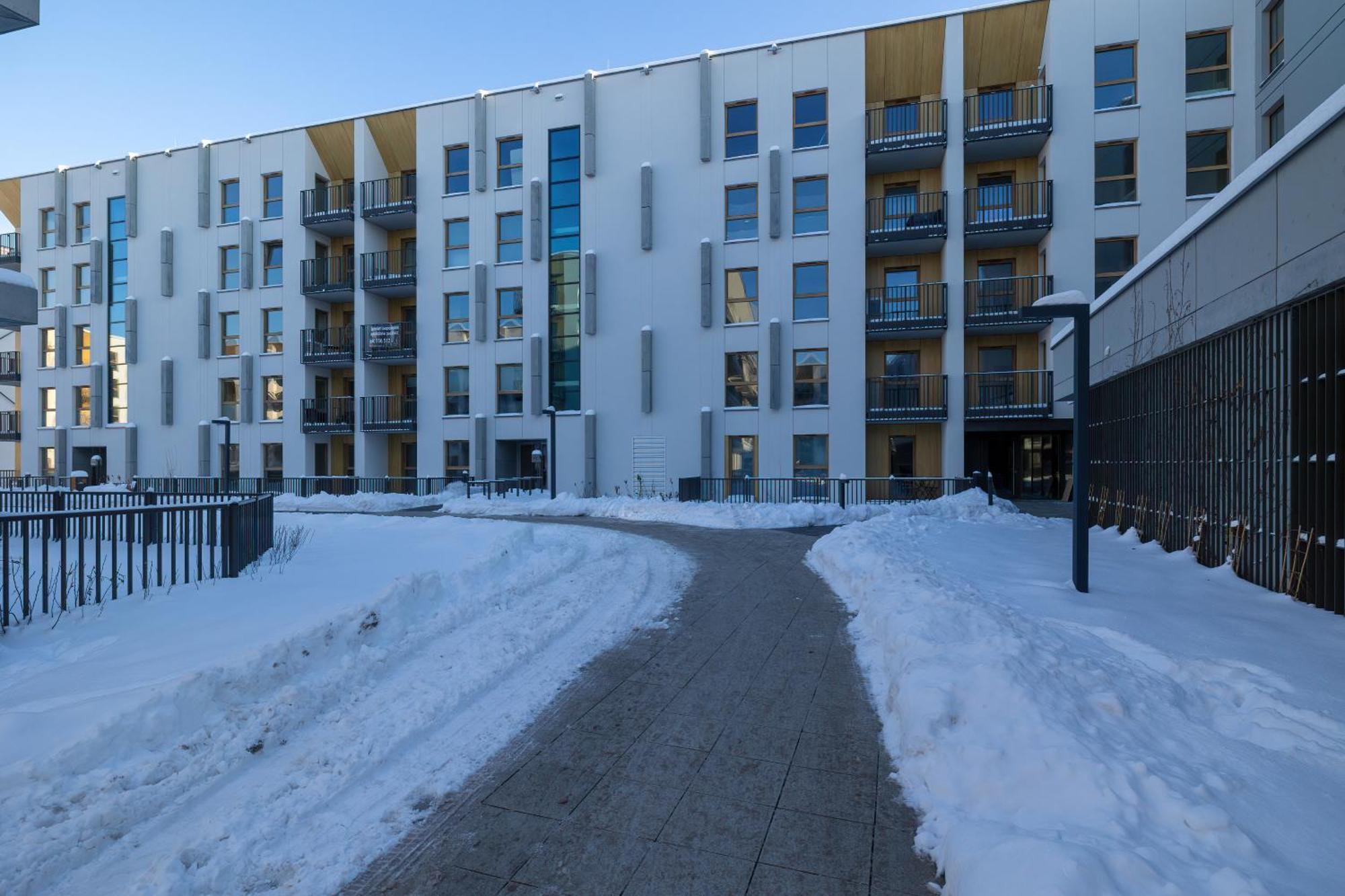 Apartment Bright Park Lotnikow Near Tauron Arena By Renters Krakau